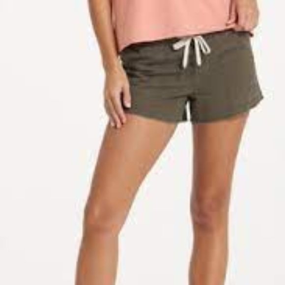 Vuori Pants - VUORI REI Vintage Ripstop Shorts Green ~ NWOT!